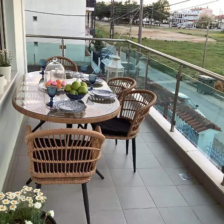 Blue & White Luxury Case de vacanță Flogita