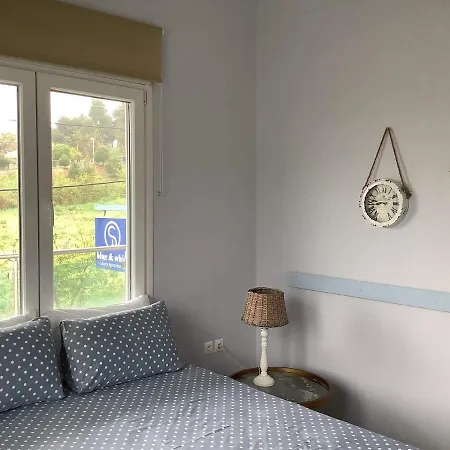 Case de vacanță Blue & White Luxury